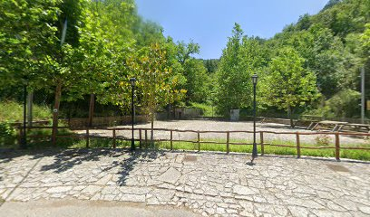 Μονοπάτια Πεζοπορίας & Μάννα Νερού